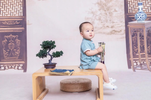 绥化宝宝几个月笑出声