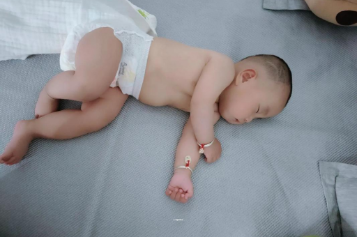 绥化宝宝发烧可以喝牛奶吗